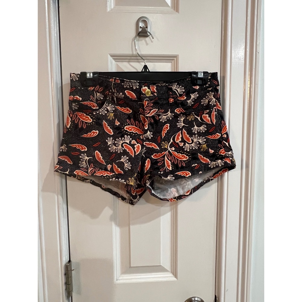 HM Women Floral Botanical Print Shorts Black Coral Gold Button Size 6